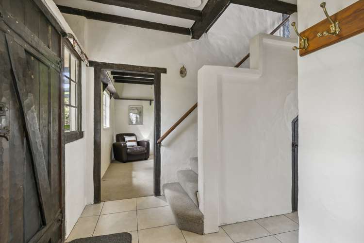 42 Nicholson Road Khandallah_10