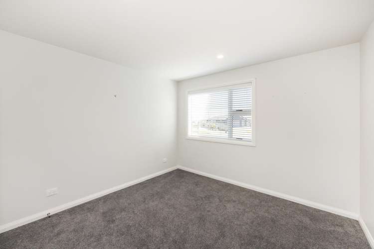 15 Monaco Grove Fitzherbert_12