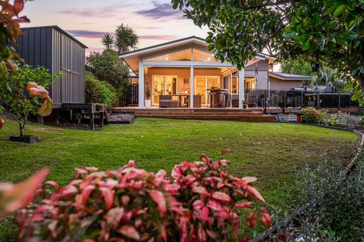 6 Sunnyview Road Greenhithe_21