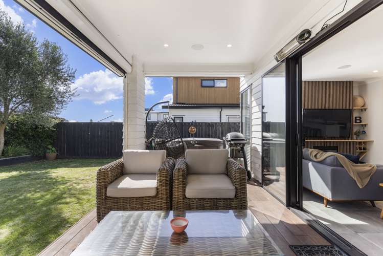 72 Constellation Avenue Beachlands_14