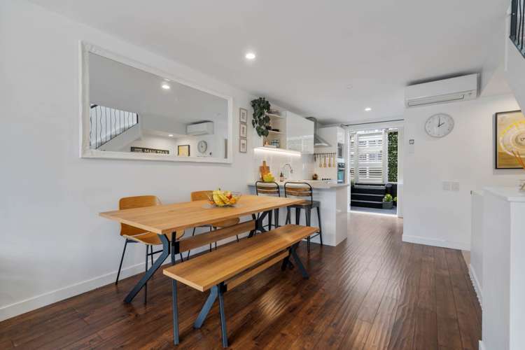 15/27 Birdwood Crescent Parnell_8