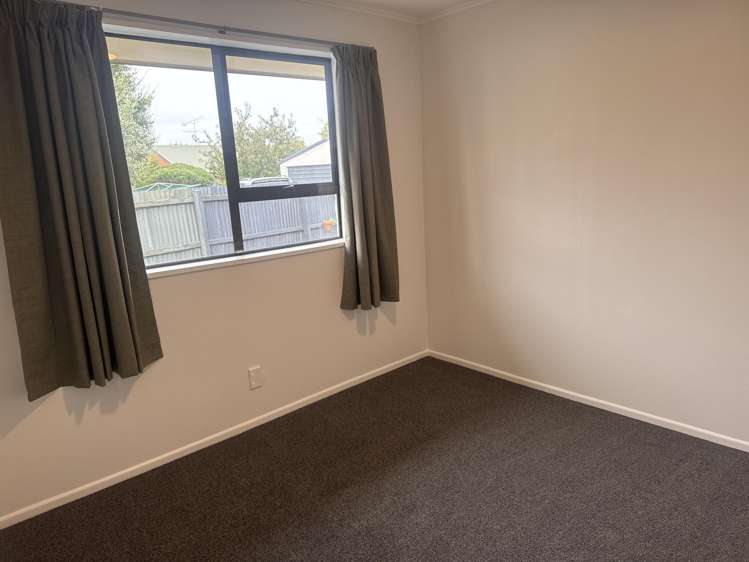 2/260 Moore Street Ashburton_14