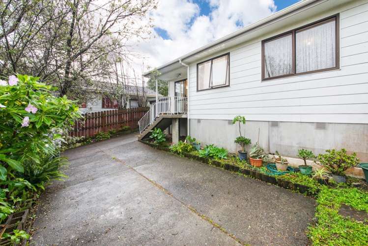 2/17 Chislehurst Street Henderson_1