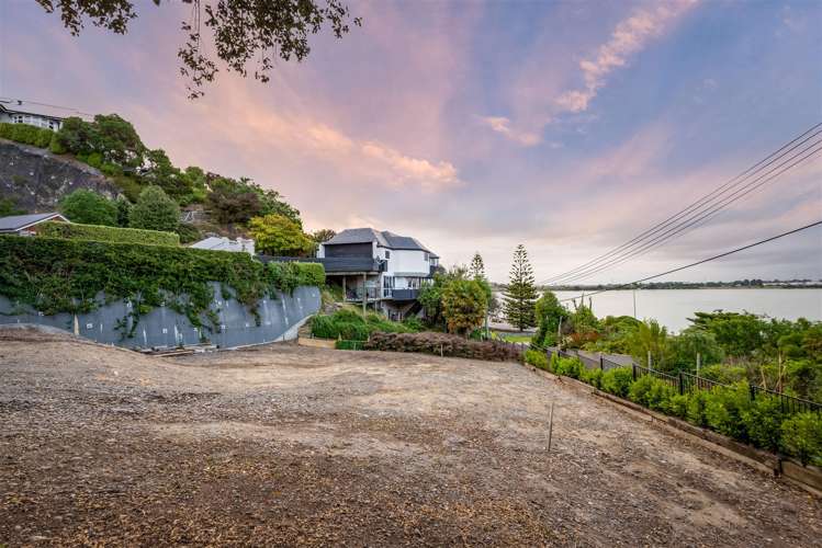 2/4 The Brae Mount Pleasant_9