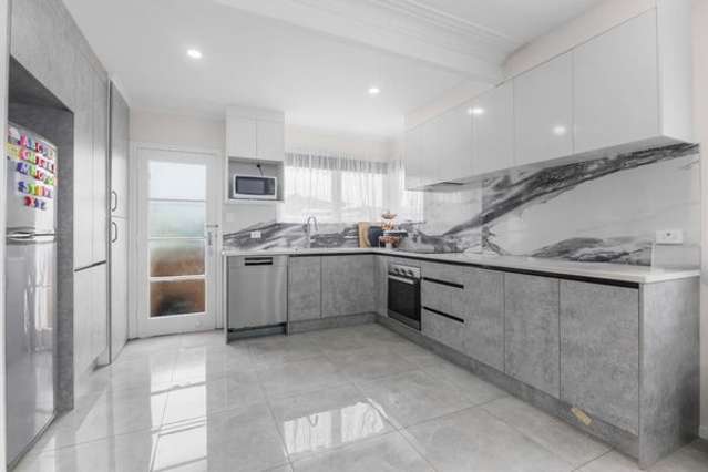 For Sale: Renovated Unit at Papatoetoe Golden Circle