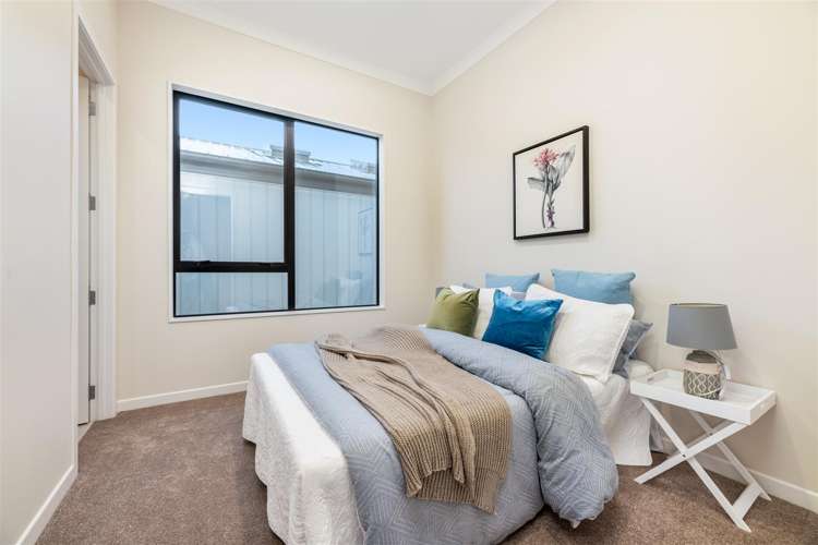 16 Taiororua Avenue Massey_16