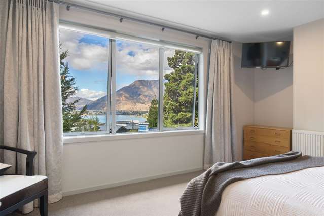 8 St Peters Place Queenstown Hill_3