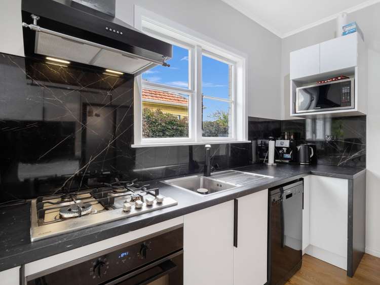 21 Rangiora Avenue Roslyn_19