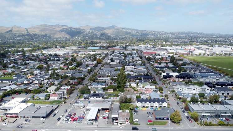 244 Ferry Road Waltham_5