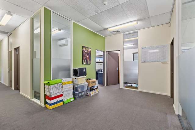 3 & 4/26 Liverpool Street Hamilton City Central_4