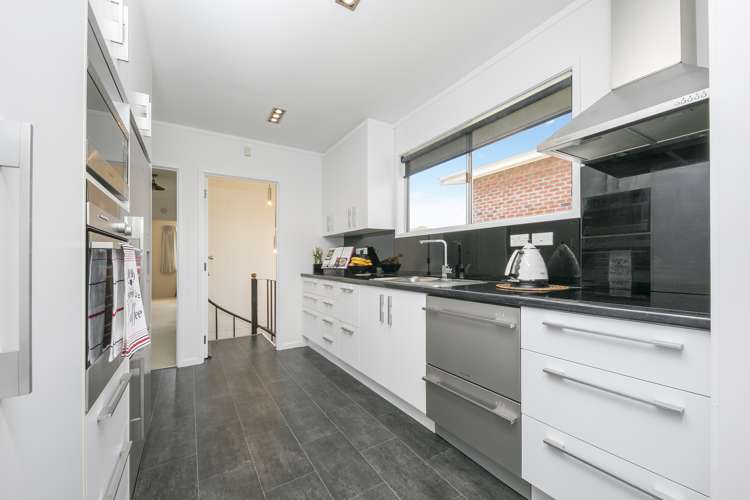 48 Sunvue Road Glen Eden_7