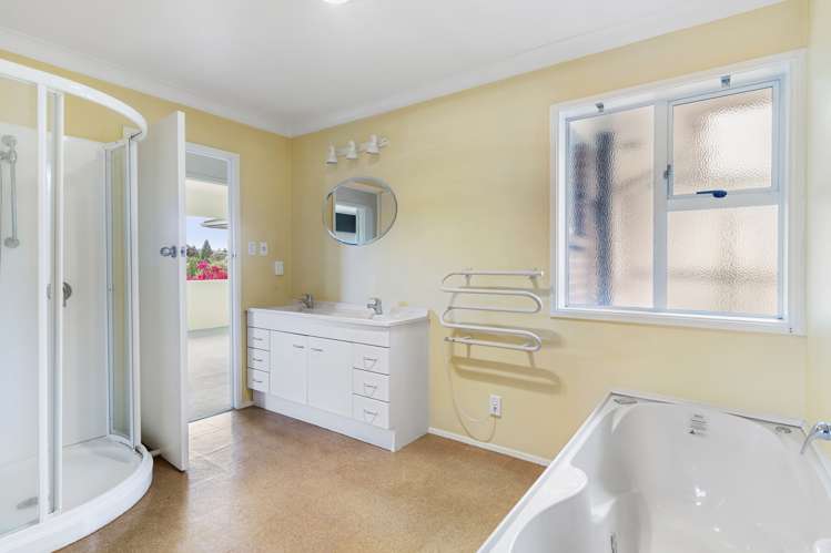 9 Lawrence Crescent Hillpark_6