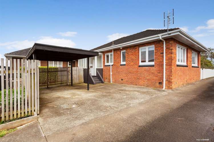 7 Pinewood Street Avondale_11