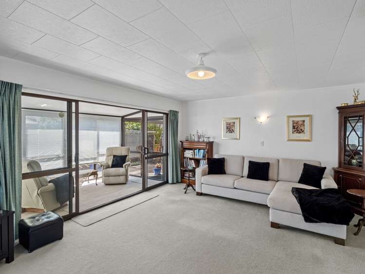 2/42 Hatton Road Orewa_4