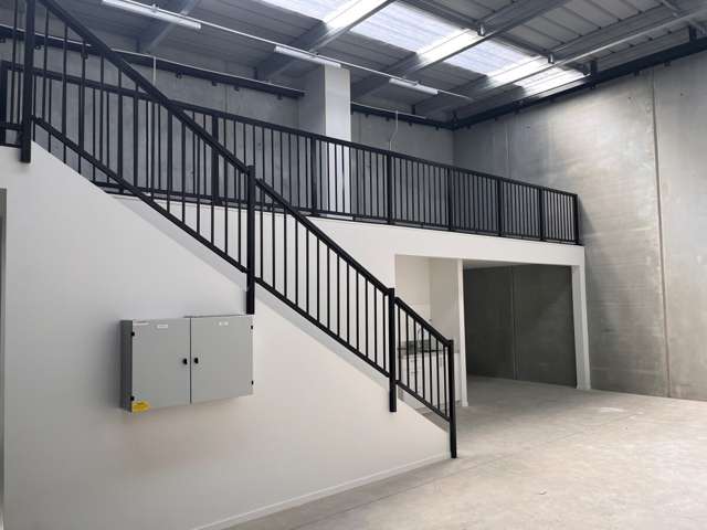 Unit 16, 15 Earthmover Cres Te Rapa_2