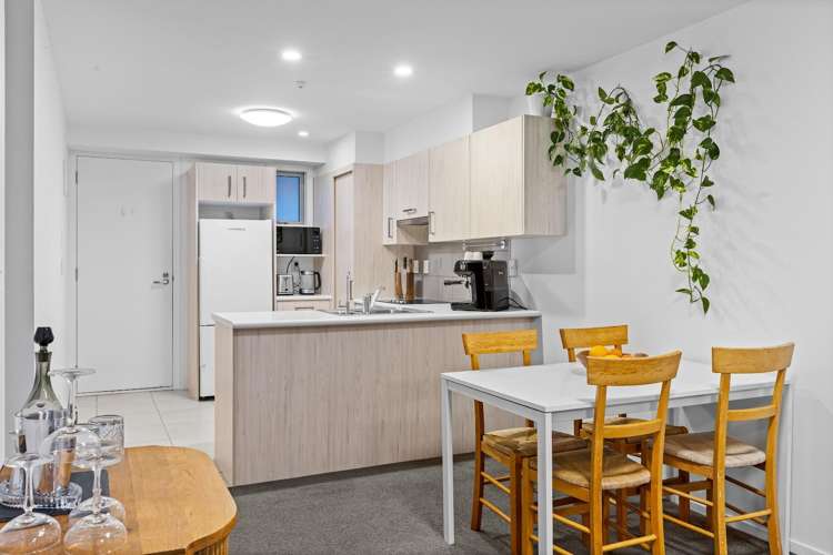 Apt 115/17 Link Crescent Stanmore Bay_26