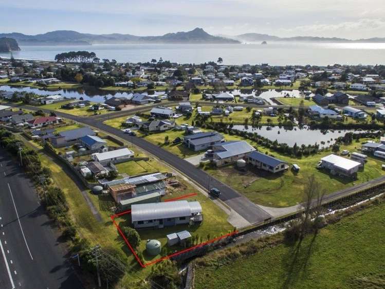 60 Scott Drive Cooks Beach_16