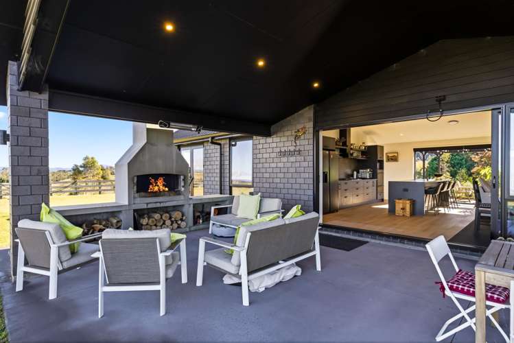 31 Otutira Drive Kinloch_19
