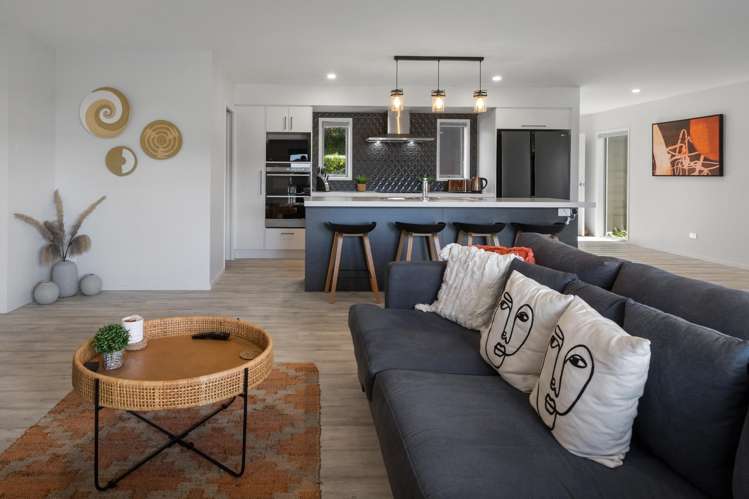 12 Anatere Rise Athenree_9