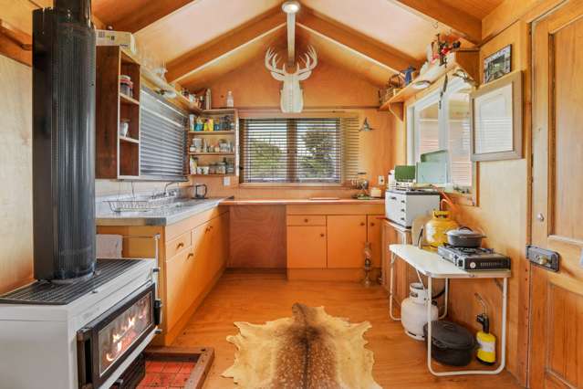 Stone Jug Road Kakahi_3