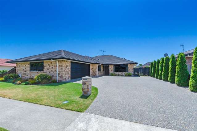 8 Gandalf Crescent Paraparaumu_1