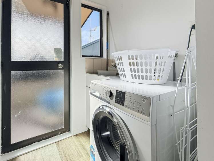 18 Solomon Street Brookfield_13