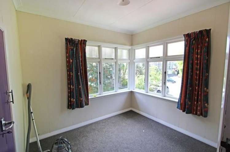 98 Queen Street North Dunedin_7