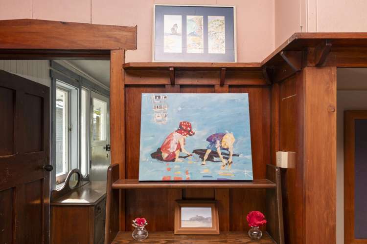 35 Colenso Street Sumner_7