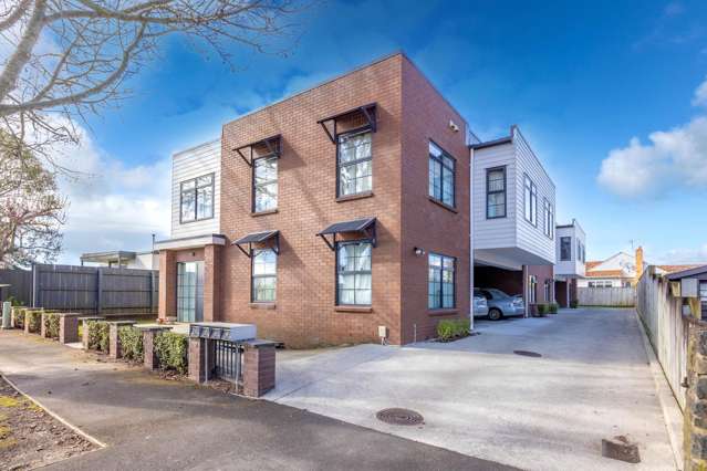 3/3 Liverpool Street Hamilton Central_1