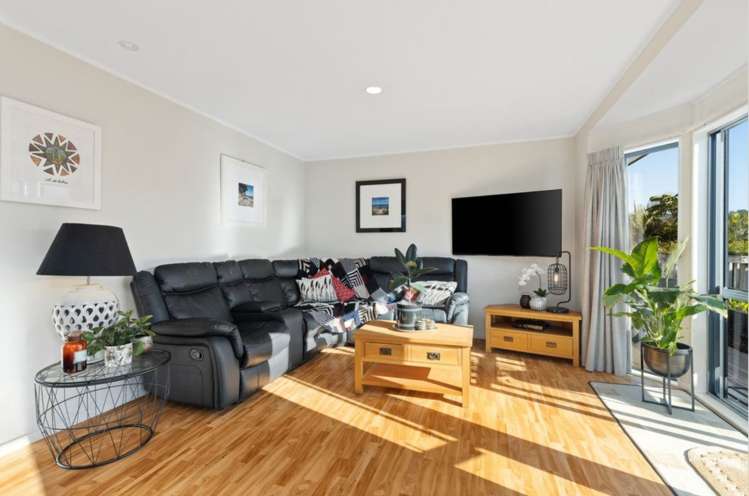 19 Matipo Road Te Atatu Peninsula_15