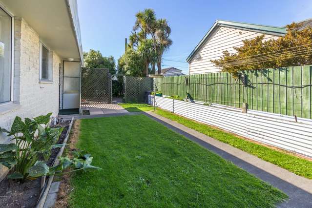 1/100 Huxley Street Sydenham_1