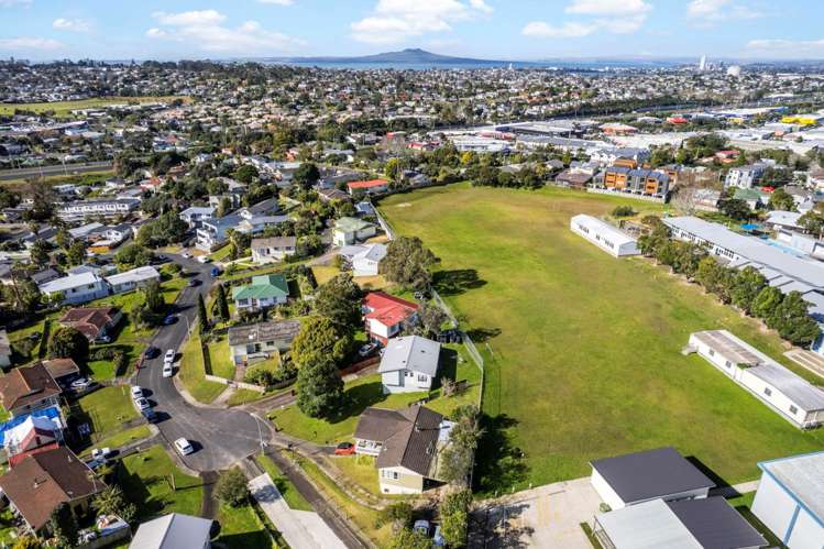 32 Tawavale Crescent Totara Vale_7