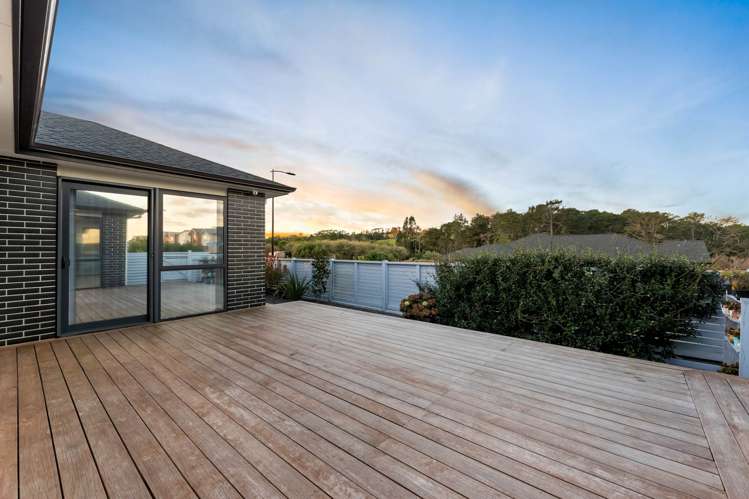 22 Kauri Gum Rise_3