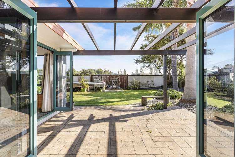 42 Bahamas Key Papamoa_27