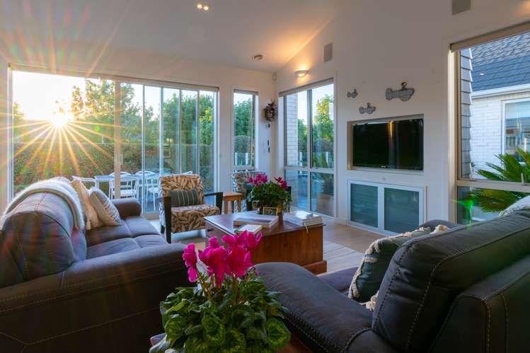 3 Featherstone Drive Flagstaff_6