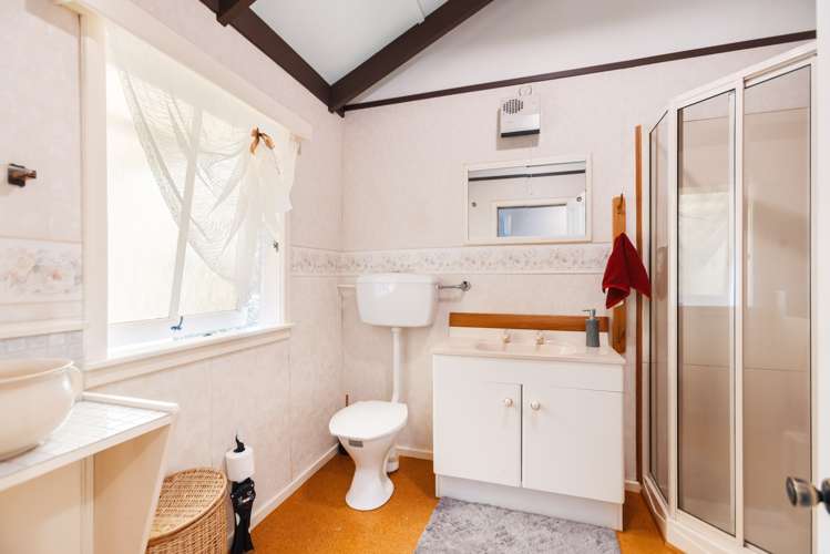 16 Strode Avenue Naseby_10