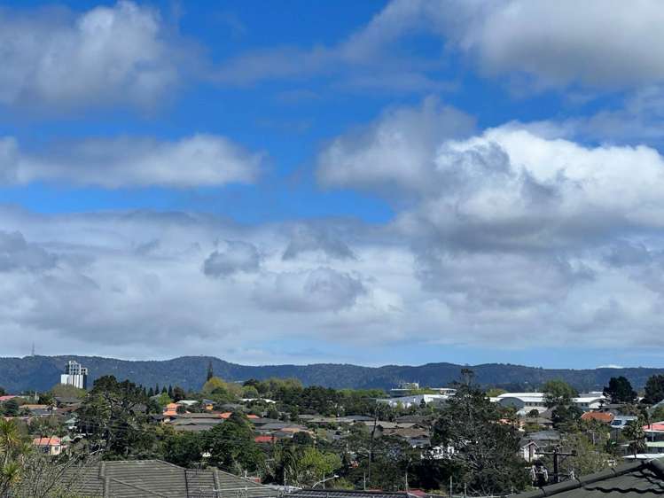 2 Marie Crescent Te Atatu South_6