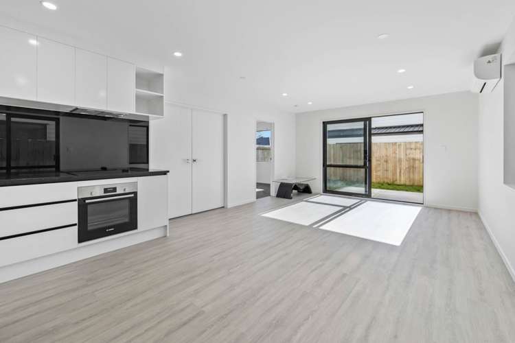 8/13 Kimpton Road Papatoetoe_4