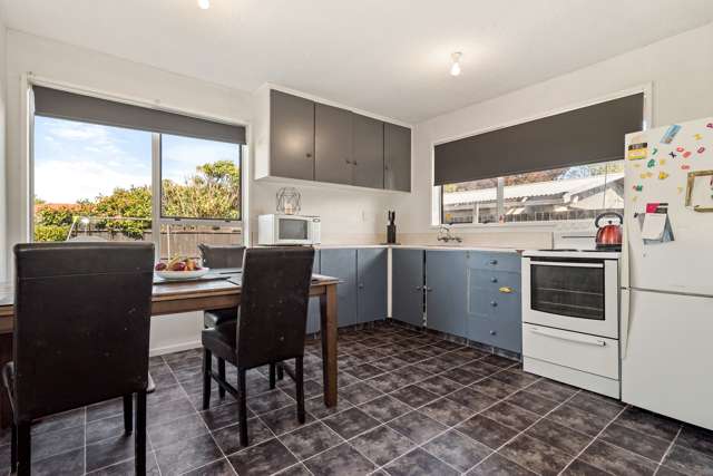 2/50 Valecrest Avenue Parklands_2