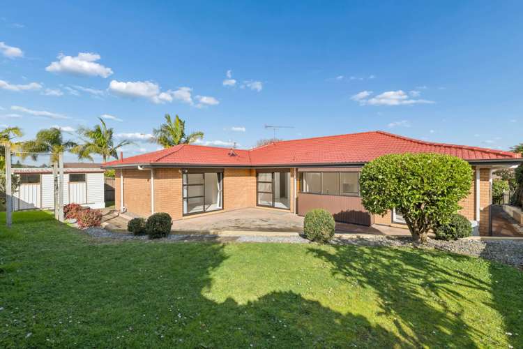 73 Mirrabooka Avenue Botany Downs_13