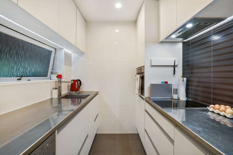 2/49 Curran Street Herne Bay_6