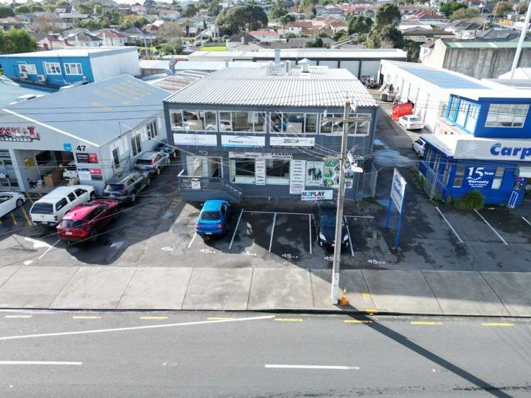 Unit A/45 Carr Road_0