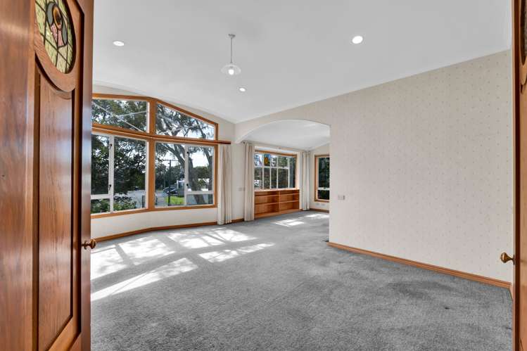 64 Waiwaka Terrace Strandon_20