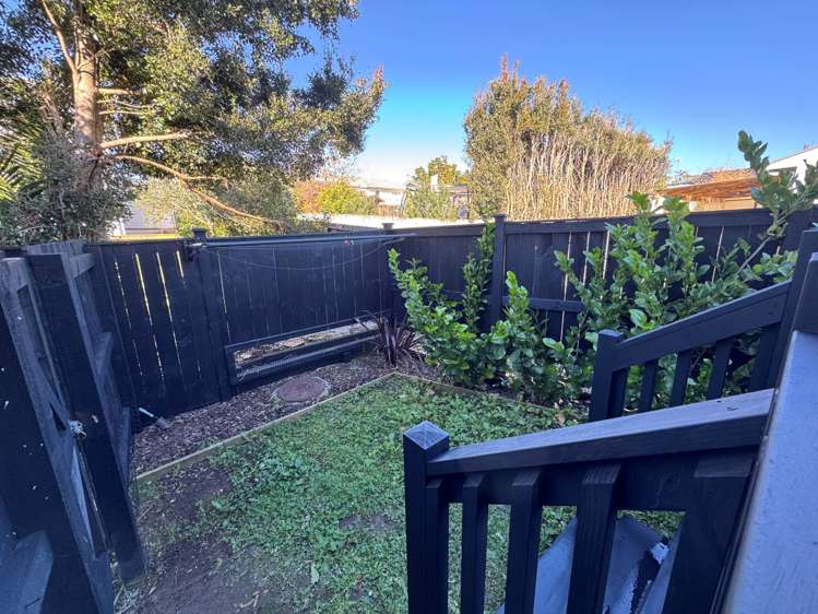 43A Bodi Place Te Atatu South_13