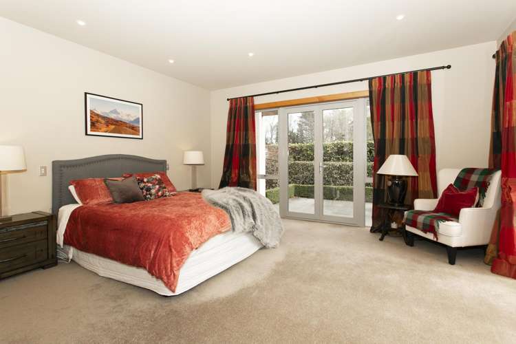 100 Beach Road East Ashburton_13