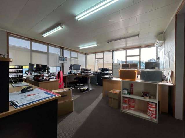 10-16 Constance Street Waiwhakaiho_4