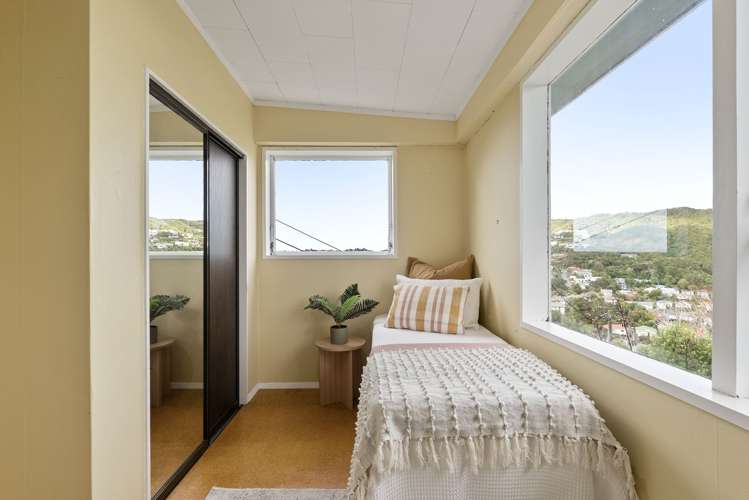 39 Victory Avenue Karori_9