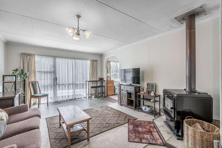 7 Watt Road Otatara_12