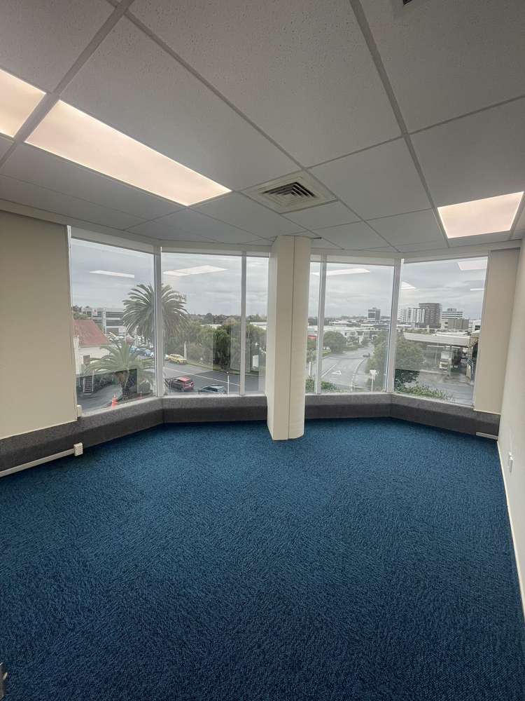 suite 9/2 Kalmia Street Ellerslie_1