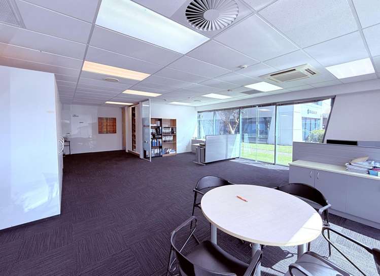 B/106 Bush Road Albany_7